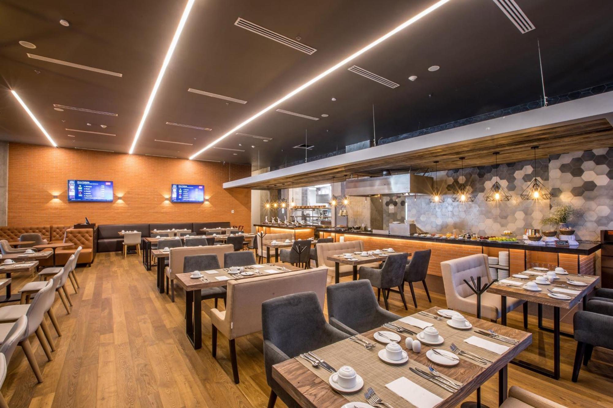 Four Points By Sheraton Puebla Extérieur photo